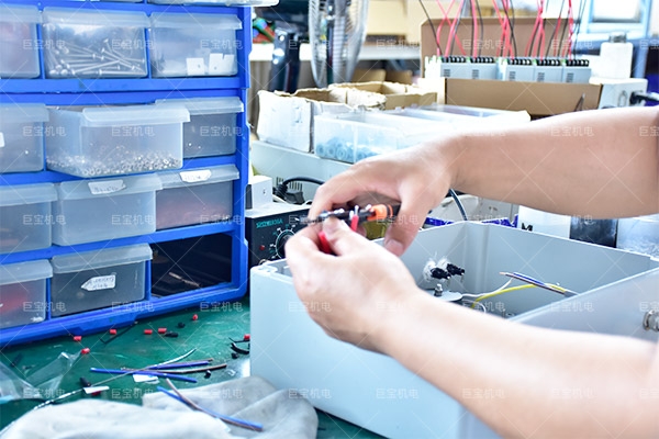 深耕超聲波振動篩核心科技 | 巨寶機電——您的源頭生產廠家,貼牌代工更安心